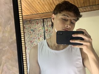 Amateur LiamAndrewz